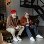 Цифровые развлечения для старшего поколения